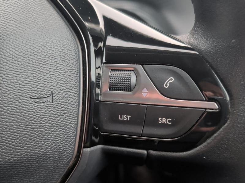 Used Peugeot 2008 YG70CVW 36