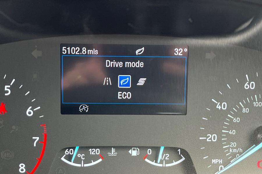 Ford Fiesta Photo autoimg-257f3e4baed1cb01427e5796c7870d481afb0986.jpg