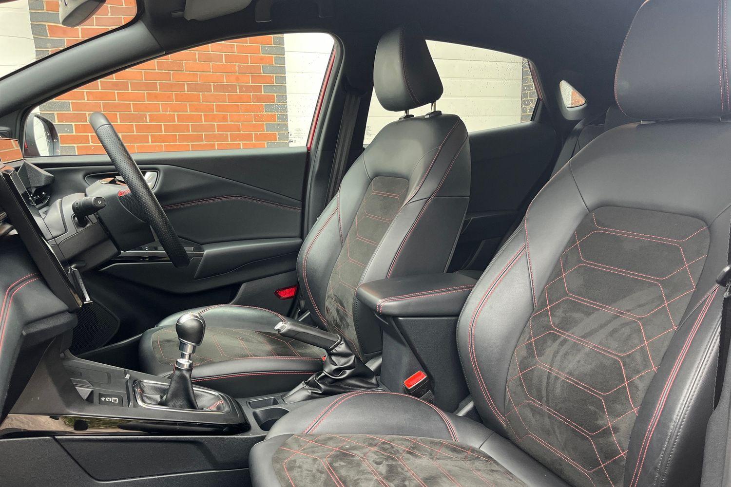 Ford PUMA Photo 18