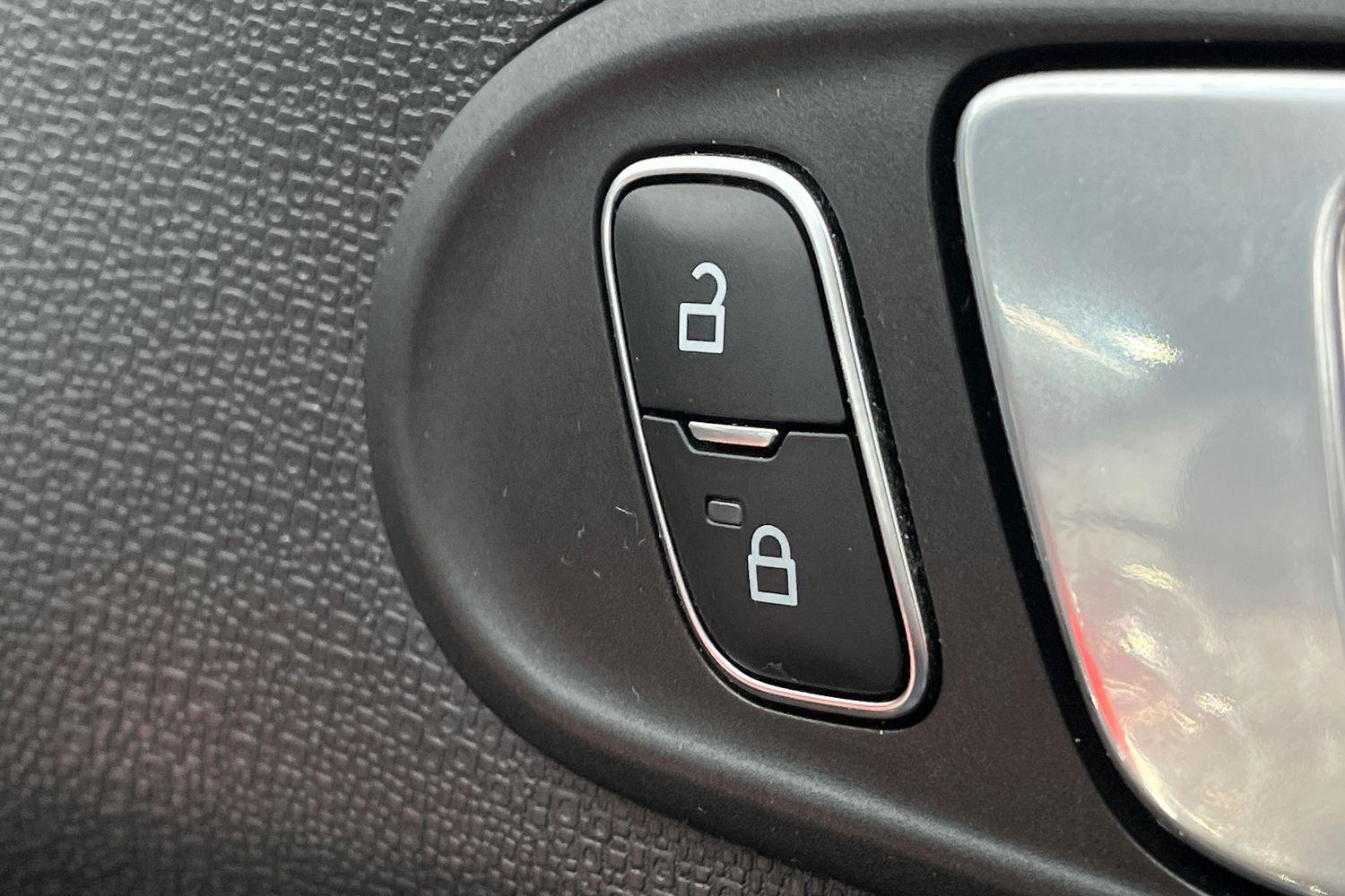 Ford EcoSport Photo 21