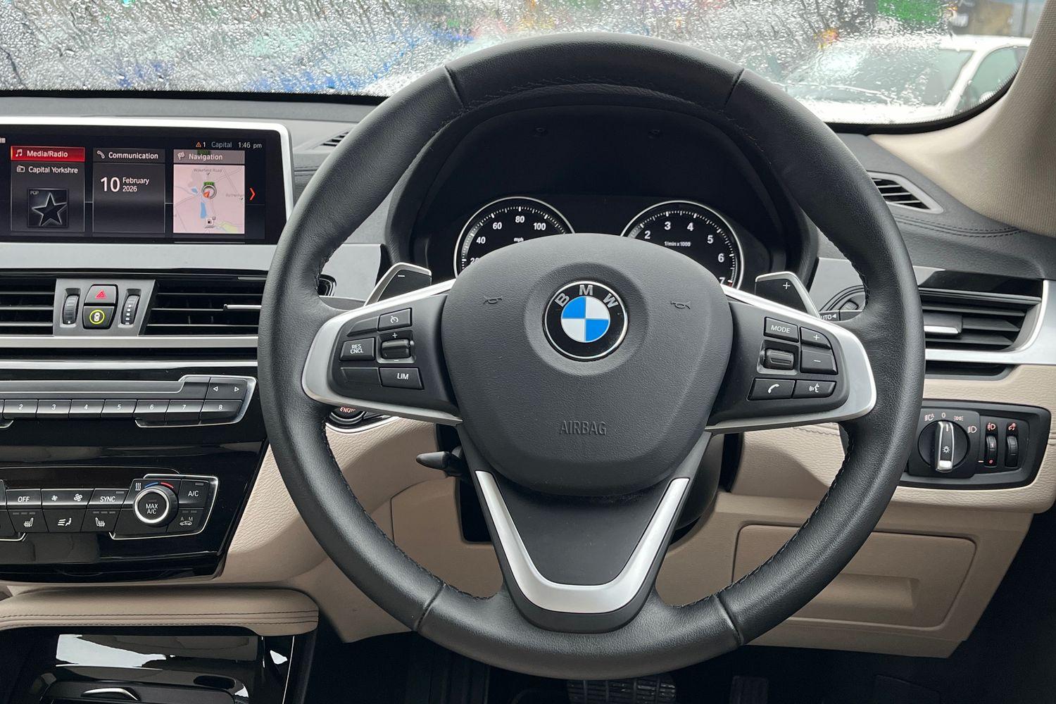 BMW X1 Photo 11