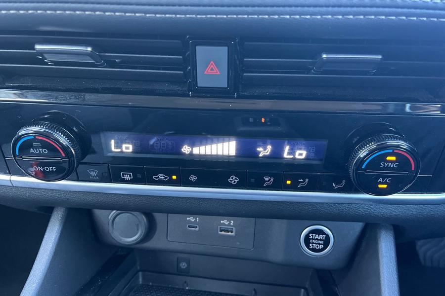 Nissan X-TRAIL Photo autoimg-25864790ad35ffa08ff18344cc2471e3deeb22a0.jpg