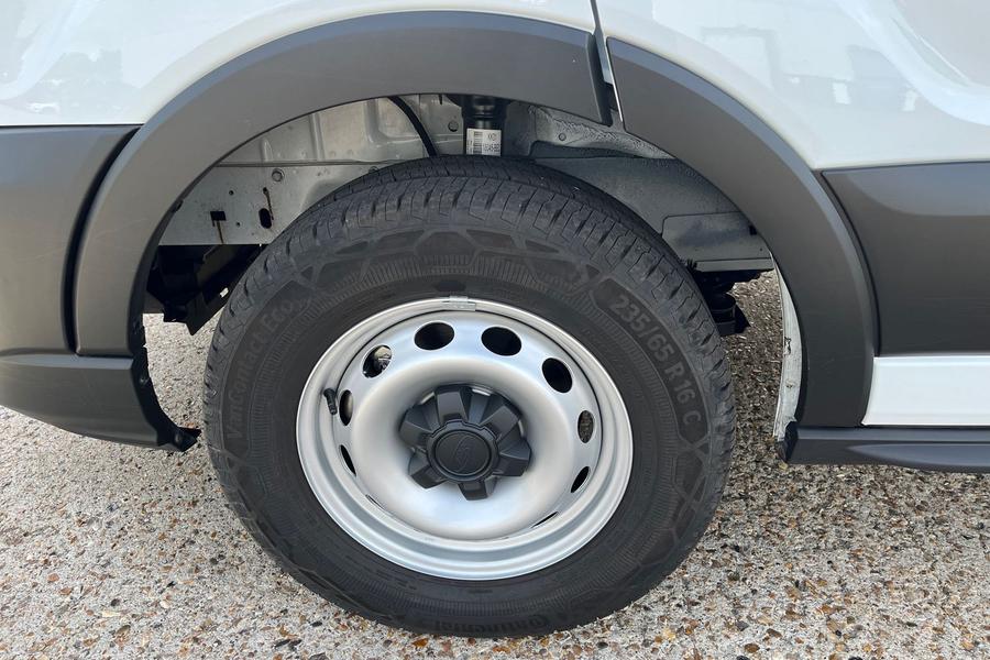 Ford TRANSIT Photo autoimg-258b352c5b7805278de52ab35db6f5a1a62cf524.jpg