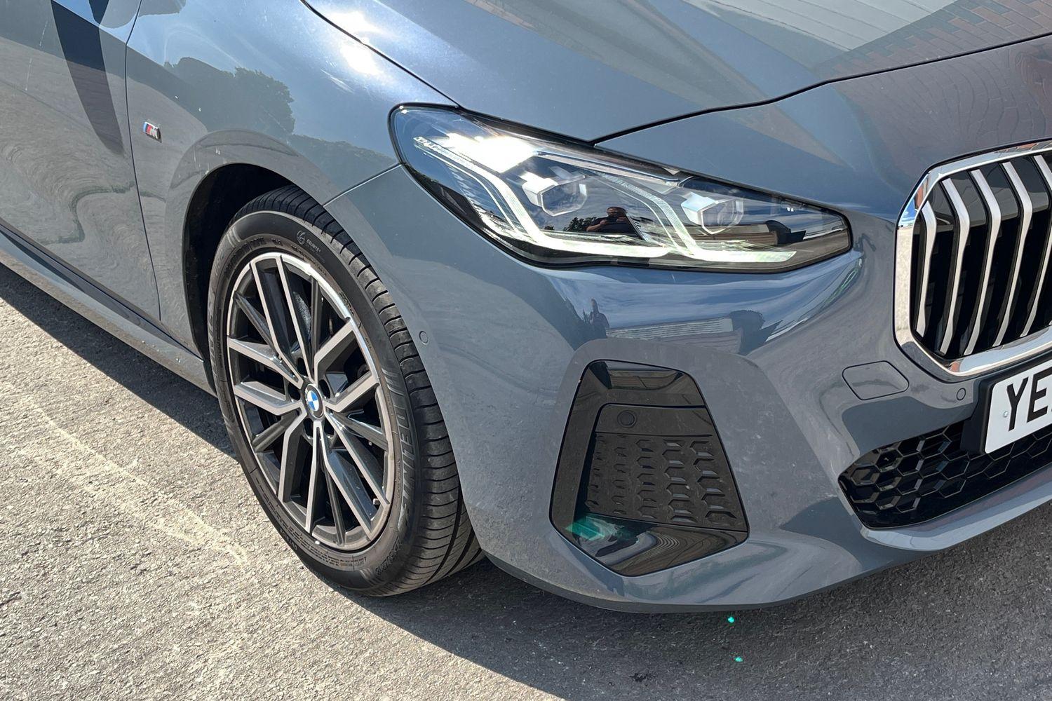 BMW 2 SERIES Photo 26