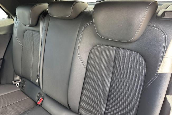 AUDI Q2 Photo 9