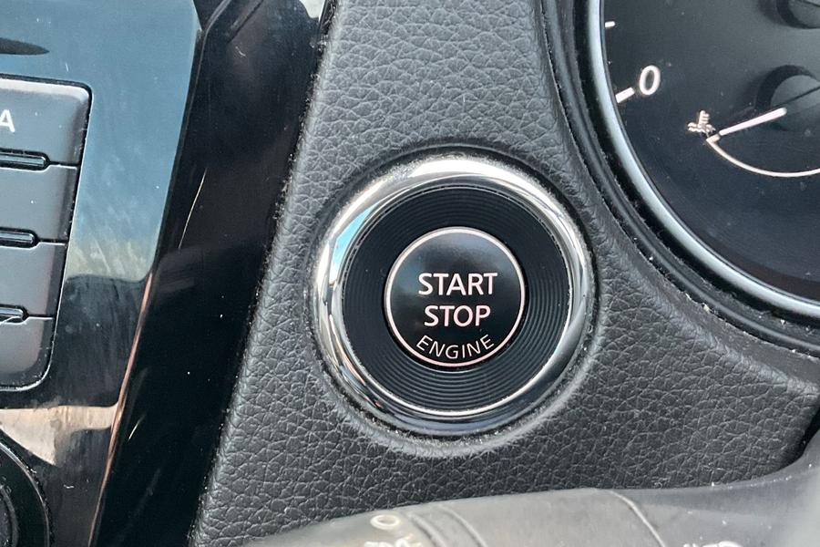 Nissan Qashqai Photo autoimg-259b7a15f0d5ef5b540aa6fe259088d4dbc8308e.jpg