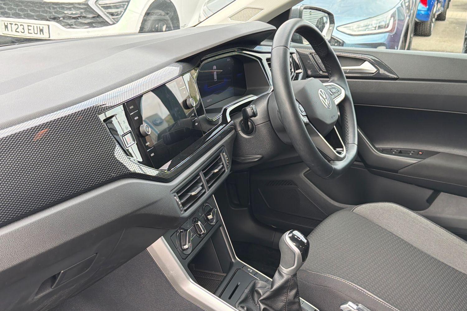 Volkswagen POLO Photo 17