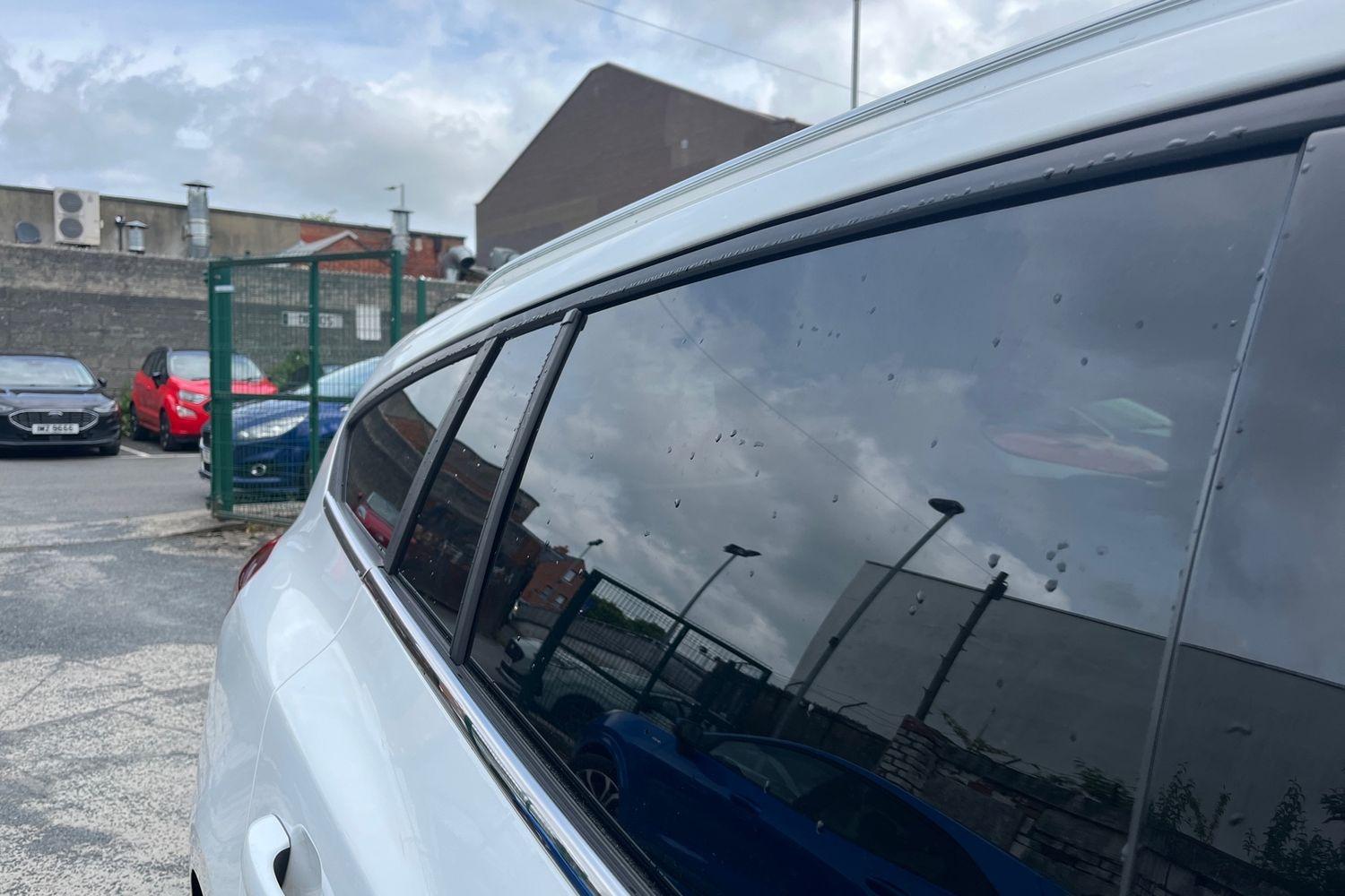 Ford FOCUS Photo 38