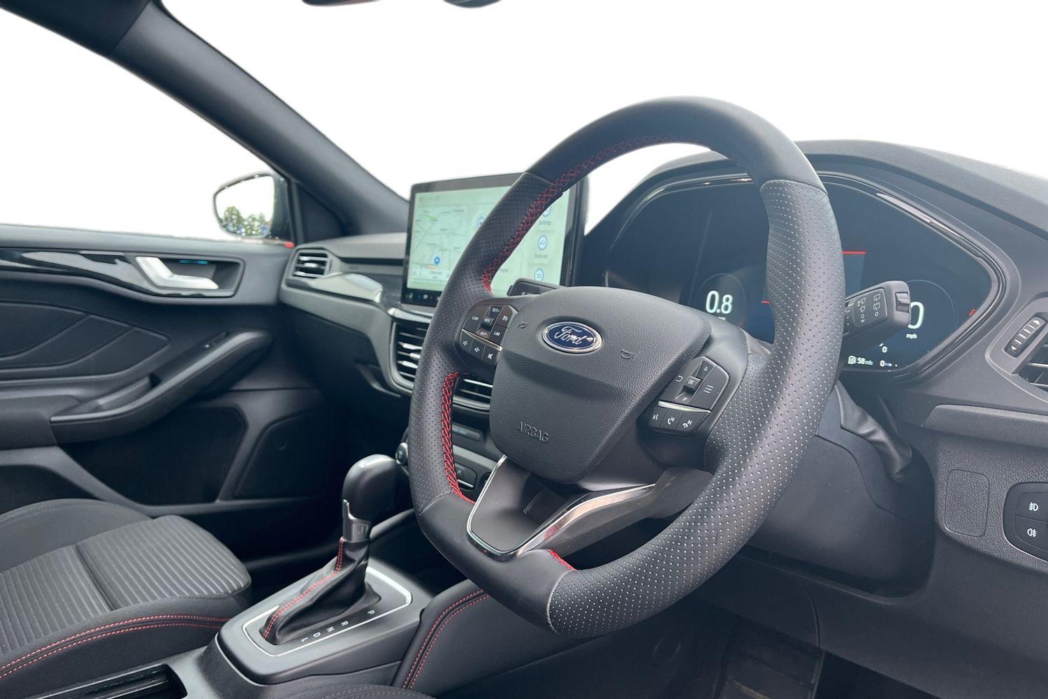 Ford FOCUS Photo 8