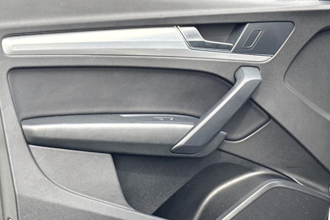 AUDI Q5 Photo 46