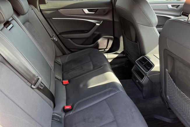 AUDI A6 Avant Photo 43