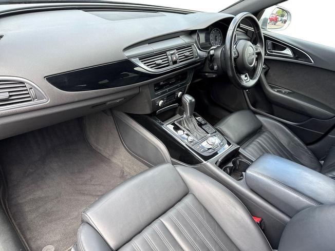 AUDI A6 Avant Photo 2