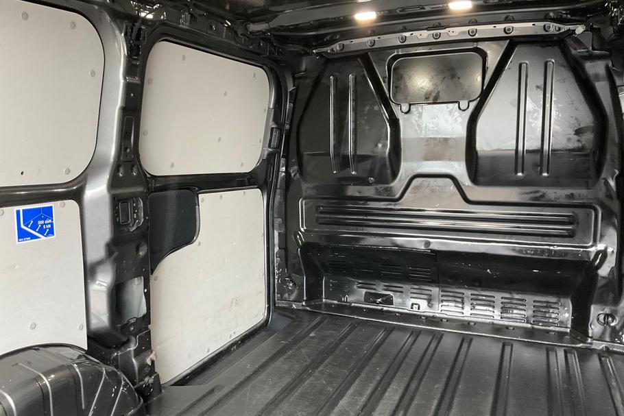 Used Ford TRANSIT CUSTOM WO24EDU 4