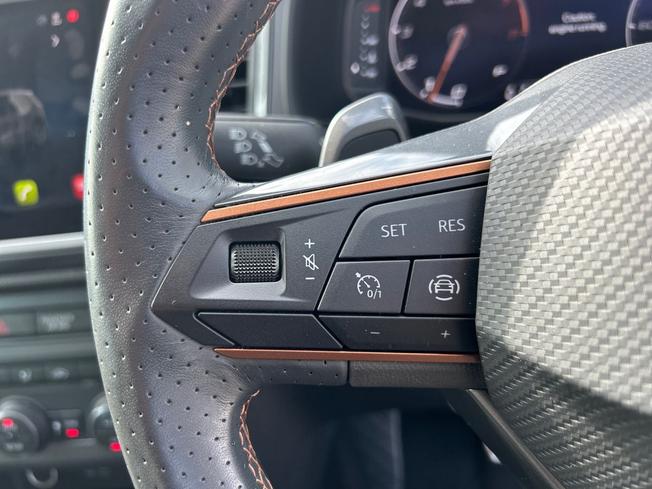 CUPRA Ateca Photo 16
