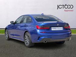 BMW 3 Series Photo 3