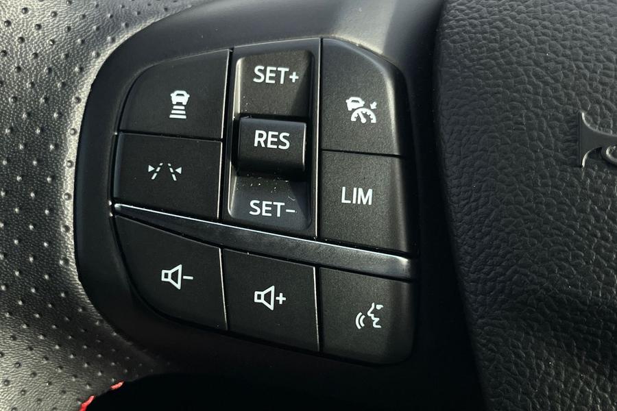 Ford KUGA Photo autoimg-25b719c697eba9dca1dfea98eebb3dde03378c9f.jpg