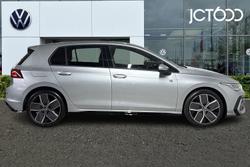 Volkswagen Golf Photo 4