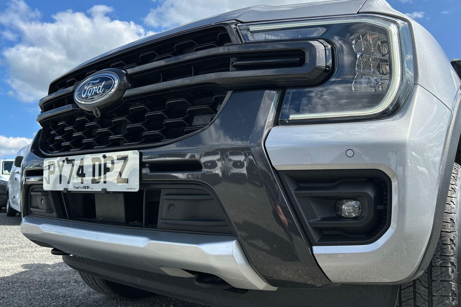 Ford RANGER Photo 22