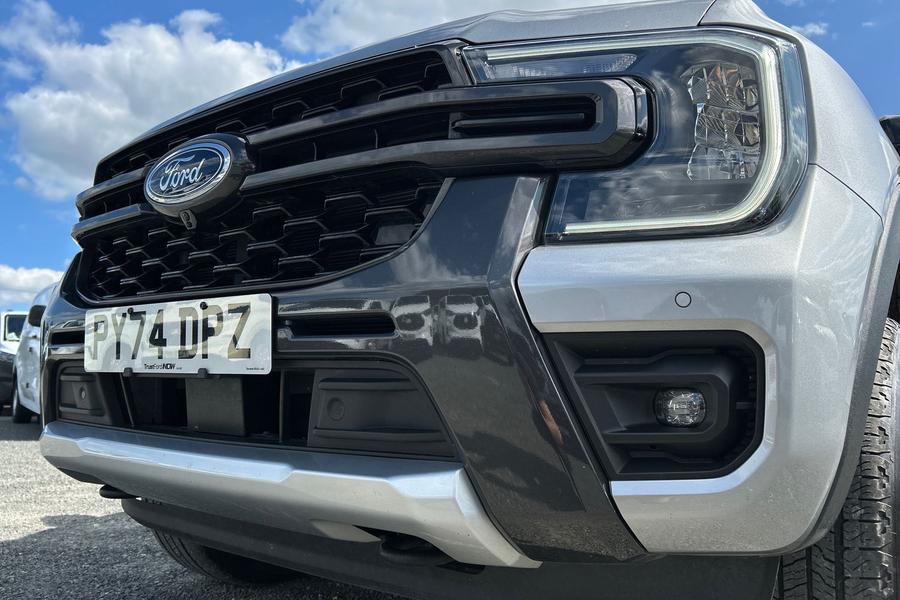 Ford RANGER Photo autoimg-25ca1290b6d089fa68a328dc3e7c7bcb22f41227.jpg