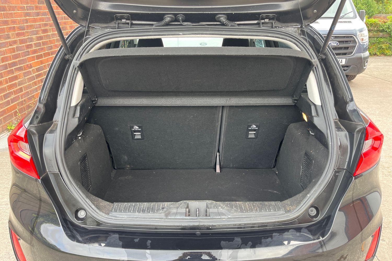 Ford FIESTA Photo 20