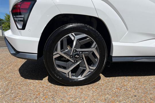 Hyundai KONA Photo autoimg-25d08f584209f87bb22364e5d3fe5d725962f958.jpg