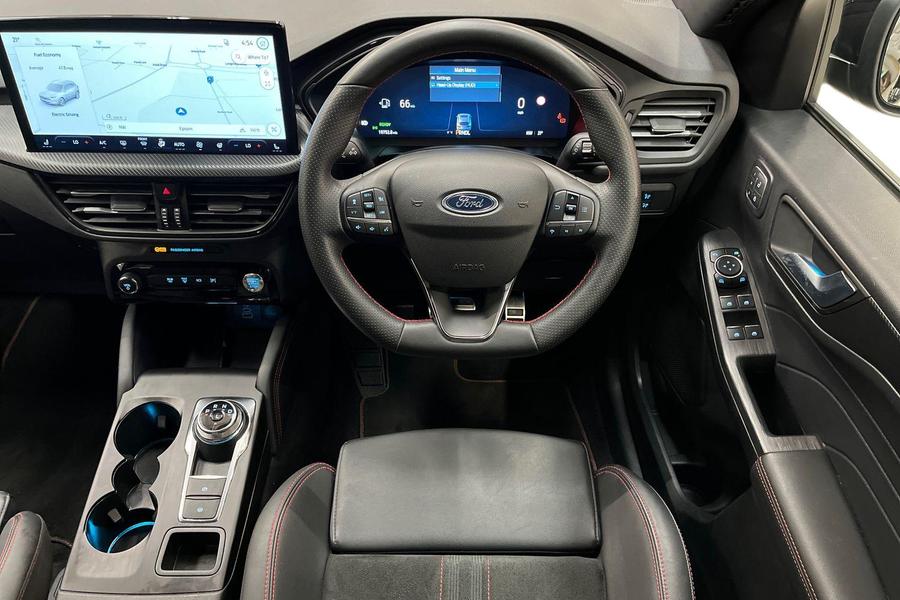 Ford Kuga Photo autoimg-25d417d74f2122276df0e27be09bd3071fb75494.jpg