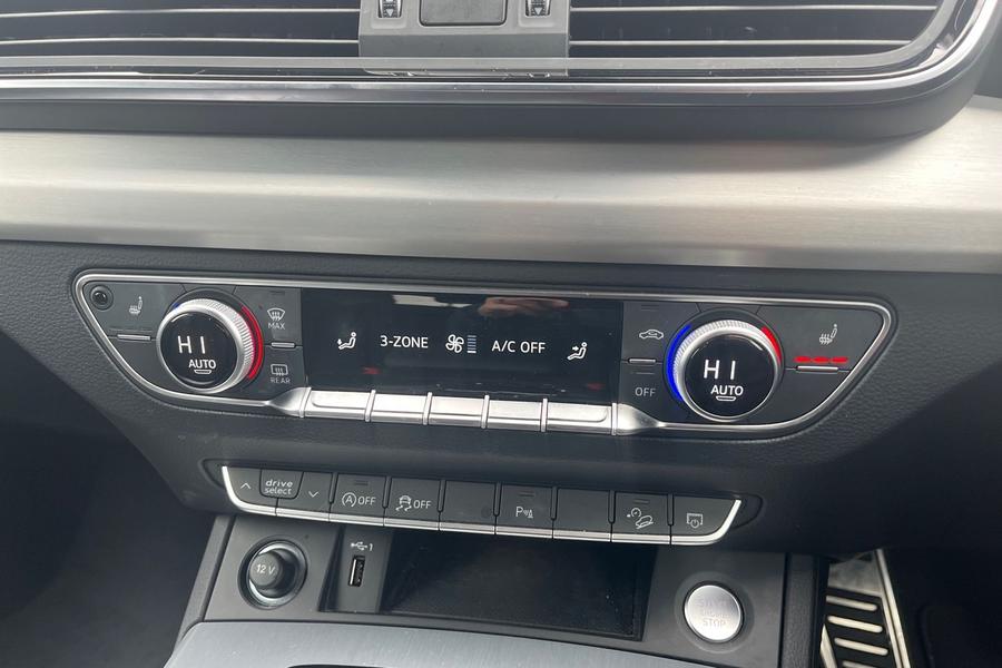 Audi Q5 Photo autoimg-25d64f1f9599037cdc868050bf8aa18057a6d5c5.jpg