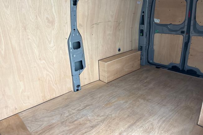 VOLKSWAGEN e-Transporter Photo 9