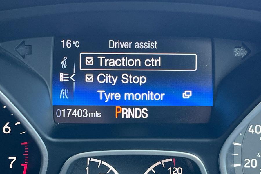 Ford FOCUS Photo autoimg-25dda2c4de7740dc1721c0948faff6be1fadcf5b.jpg