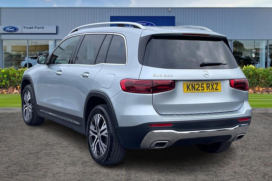 Mercedes-Benz GLB Photo autoimg-25de939b3322520a69ffb0815abdc68207a9bdc1.jpg