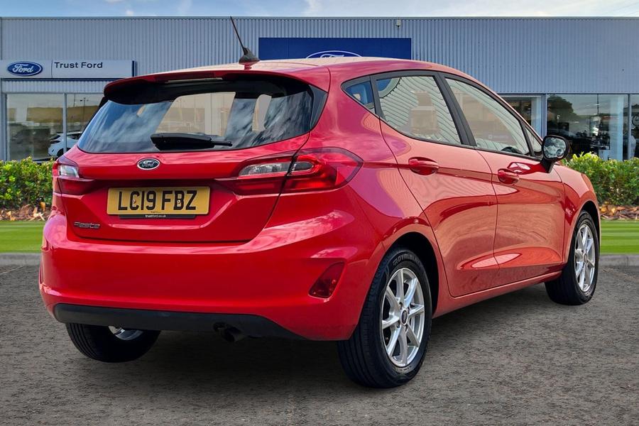 Ford Fiesta Photo autoimg-25e0816fefc76492634944244c818fea56e9db86.jpg