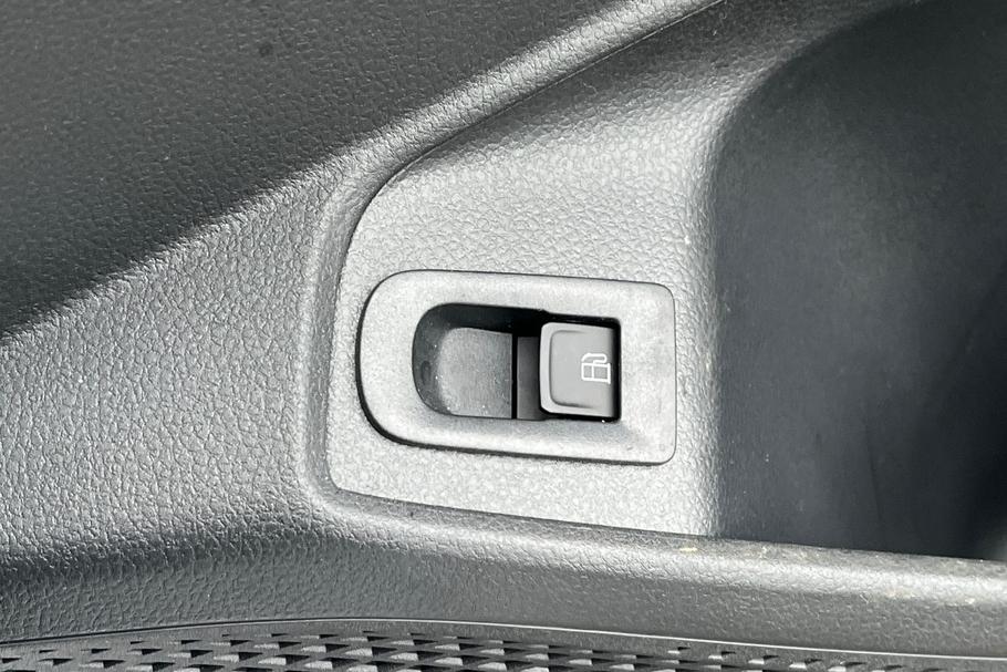 Used FORD TRANSIT CONNECT WV75YOP 36