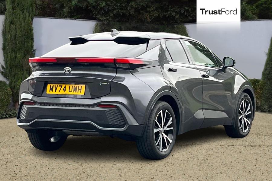 Toyota C-HR Photo autoimg-25e94eee3d016a6ea1a961436eb2d4b47eb48af6.jpg