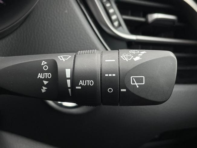 TOYOTA C-Hr Photo 41