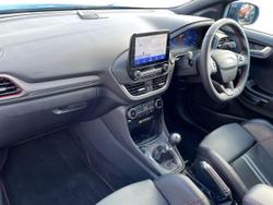 FORD Puma Photo 2