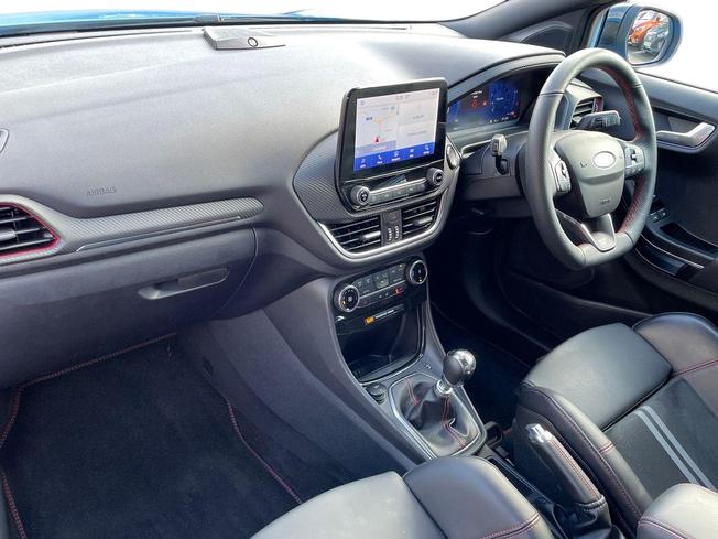 FORD Puma Photo 2