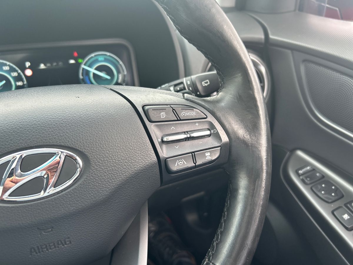 Hyundai KONA Photo 15