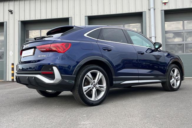 AUDI Q3 Photo 58