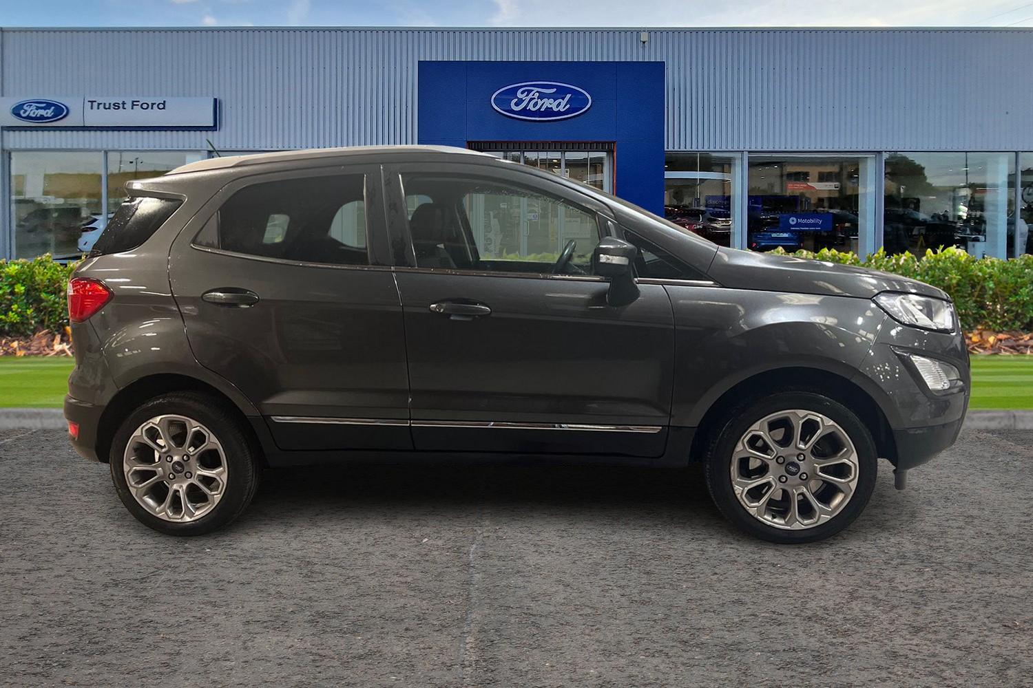 Ford ECOSPORT Photo 2