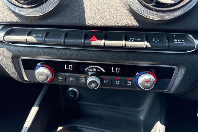AUDI A3 Photo 34