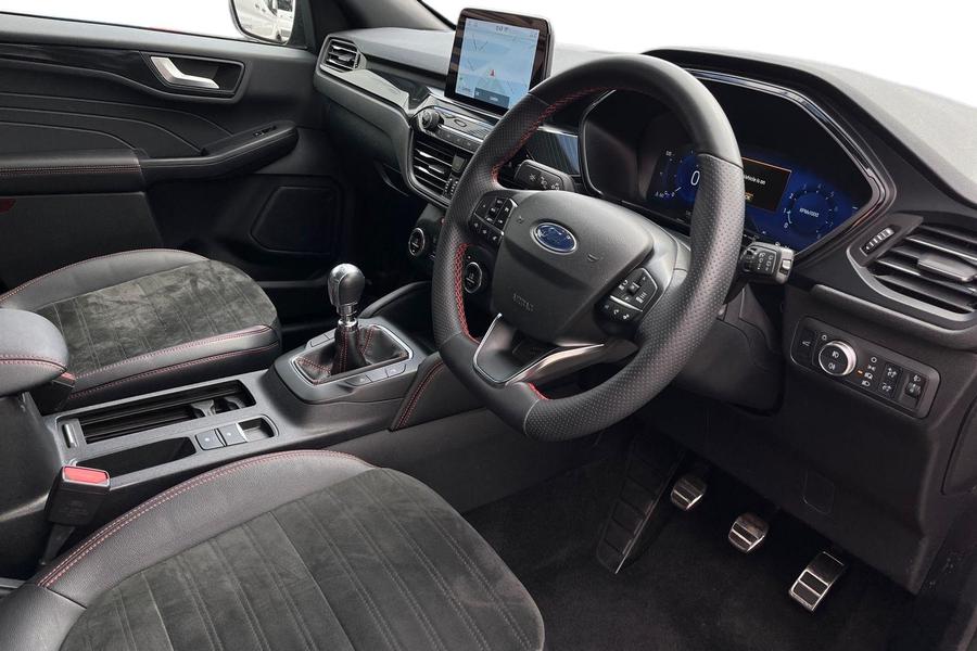 Ford Kuga Photo autoimg-25fa79e67fef5e803eb55d7e071bd53a82d8f726.jpg