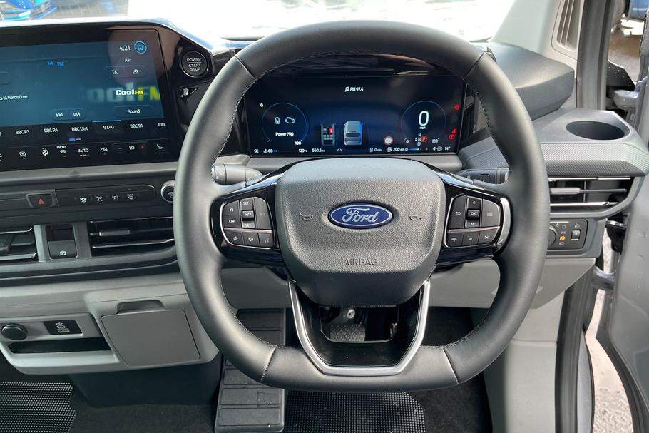 Used Ford TRANSIT CUSTOM JMZ6808 25