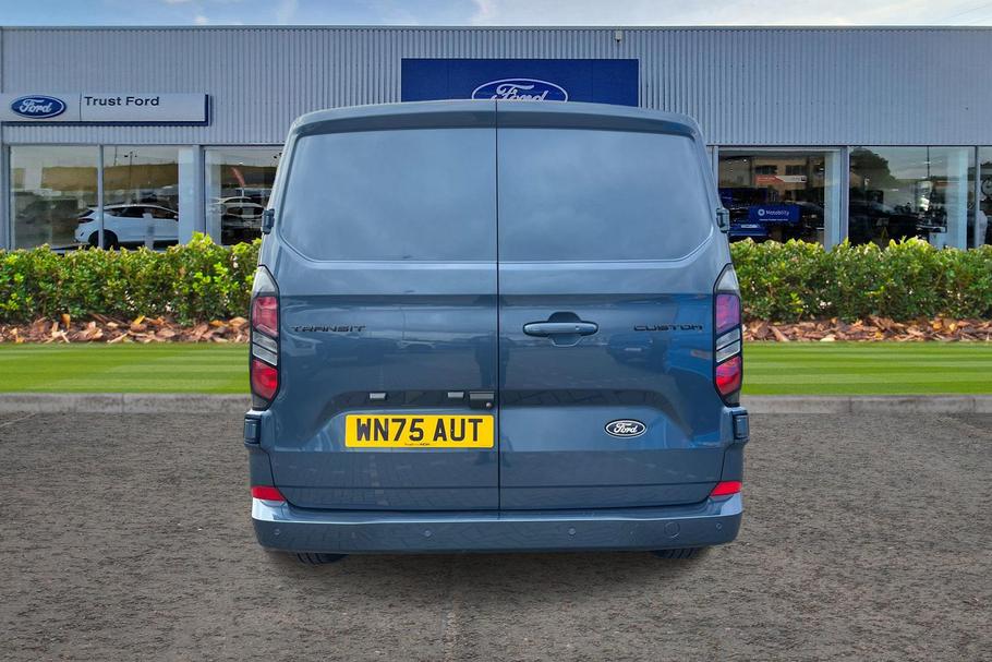 Used FORD TRANSIT CUSTOM WN75AUT 12
