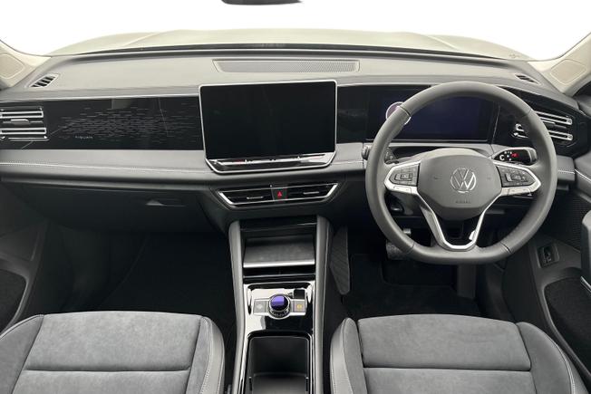 VOLKSWAGEN Tiguan Photo 10