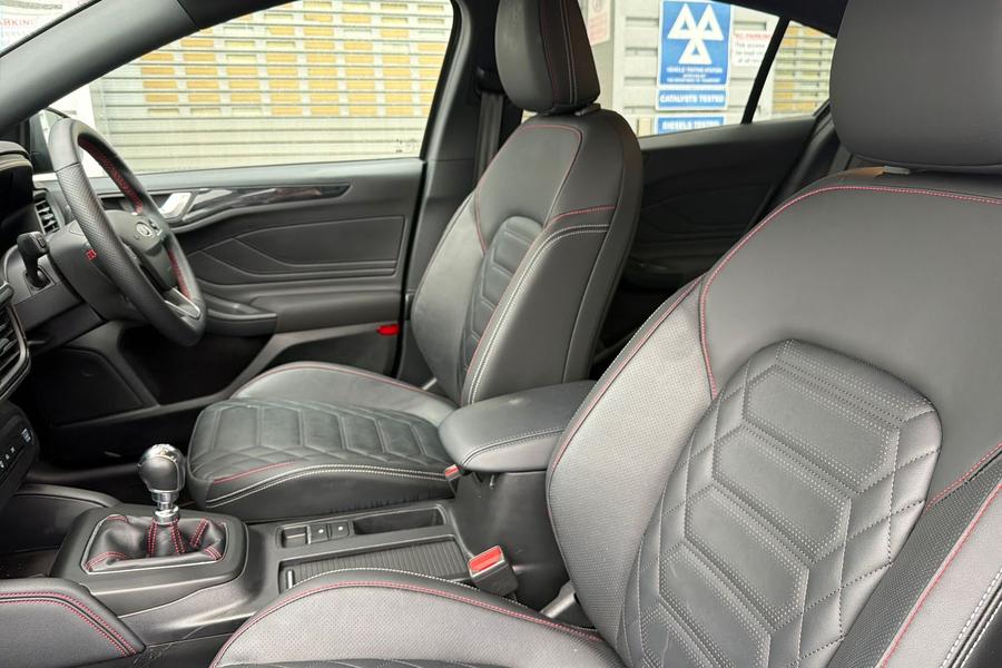 Ford FOCUS Photo autoimg-2602c27d3b3ed606e50940ff73d0a7599c60529e.jpg