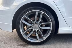 AUDI S3 Photo 5