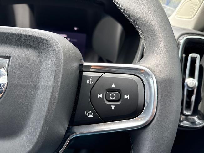 VOLVO Xc40 Photo 17