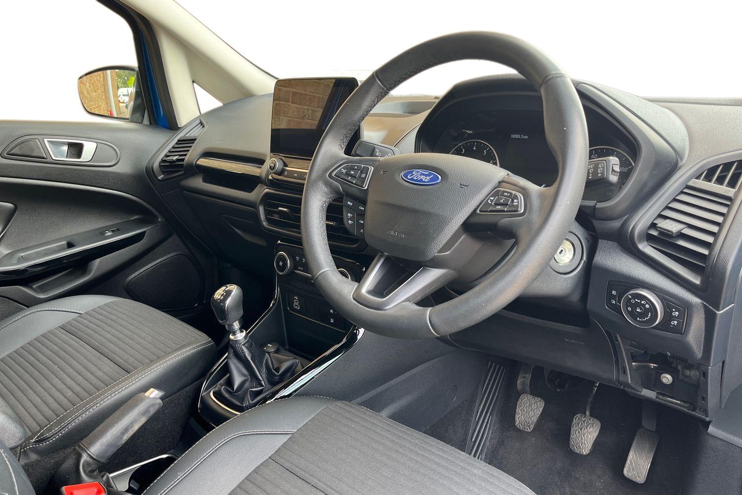 Ford EcoSport Photo 8