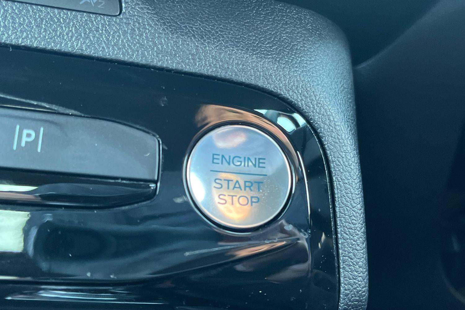 Ford KUGA Photo 37