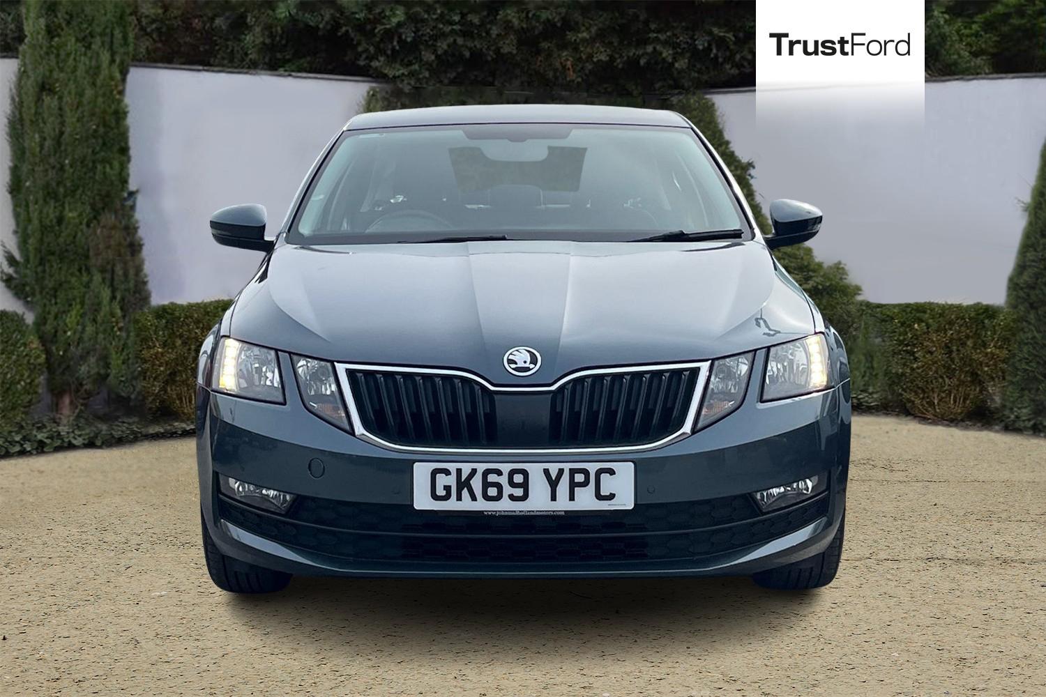 Skoda OCTAVIA Photo 5